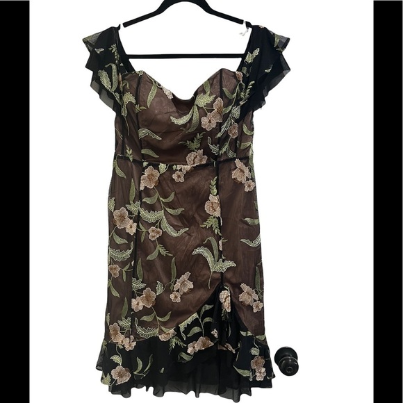 Ryse the label black floral dress large - Picture 5 of 8